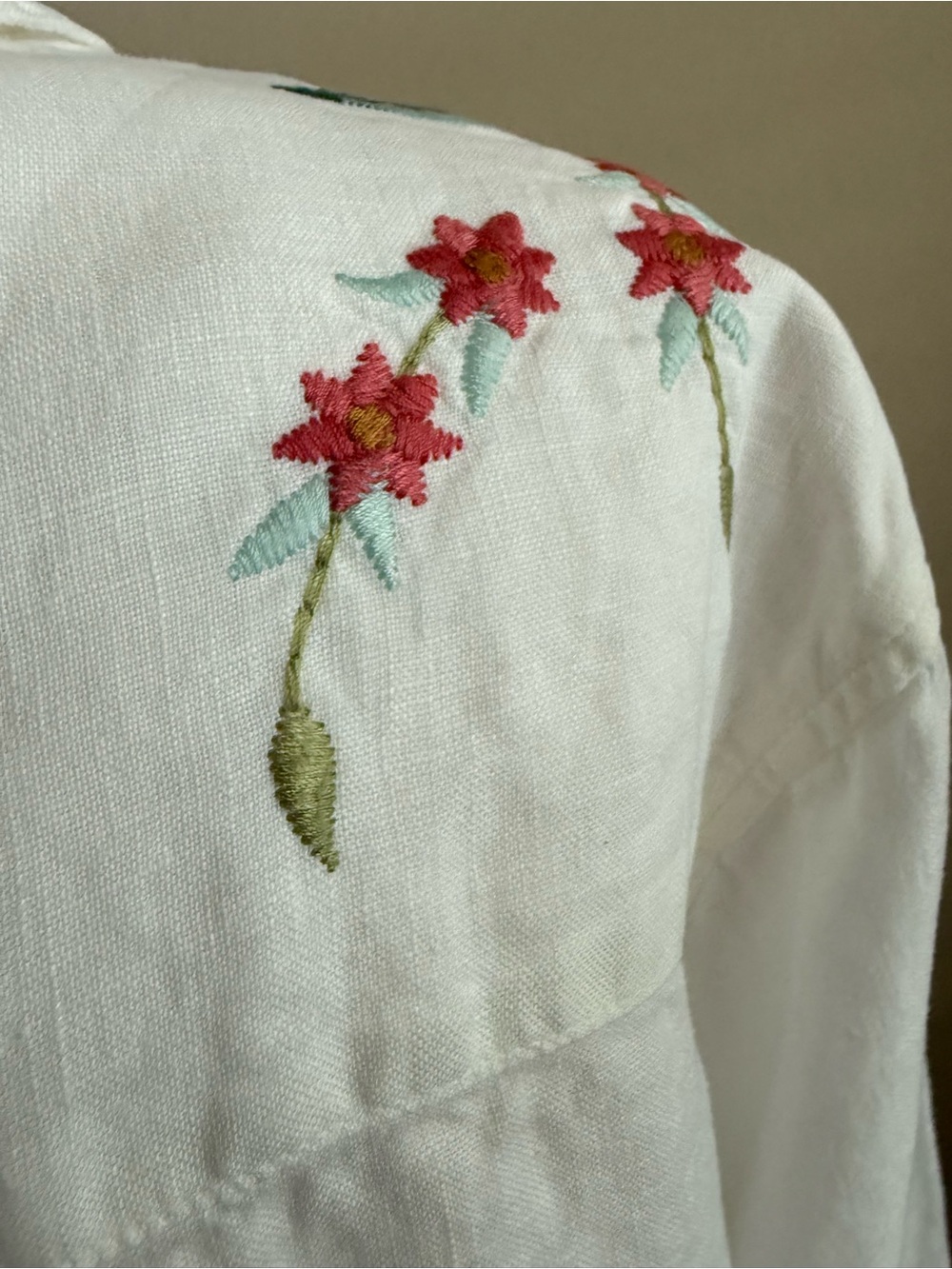 Johnny Was Oversized Nalina Weekend Tunic Linen Embroidered Soft Off White Pinks - Picture 7 of 16
